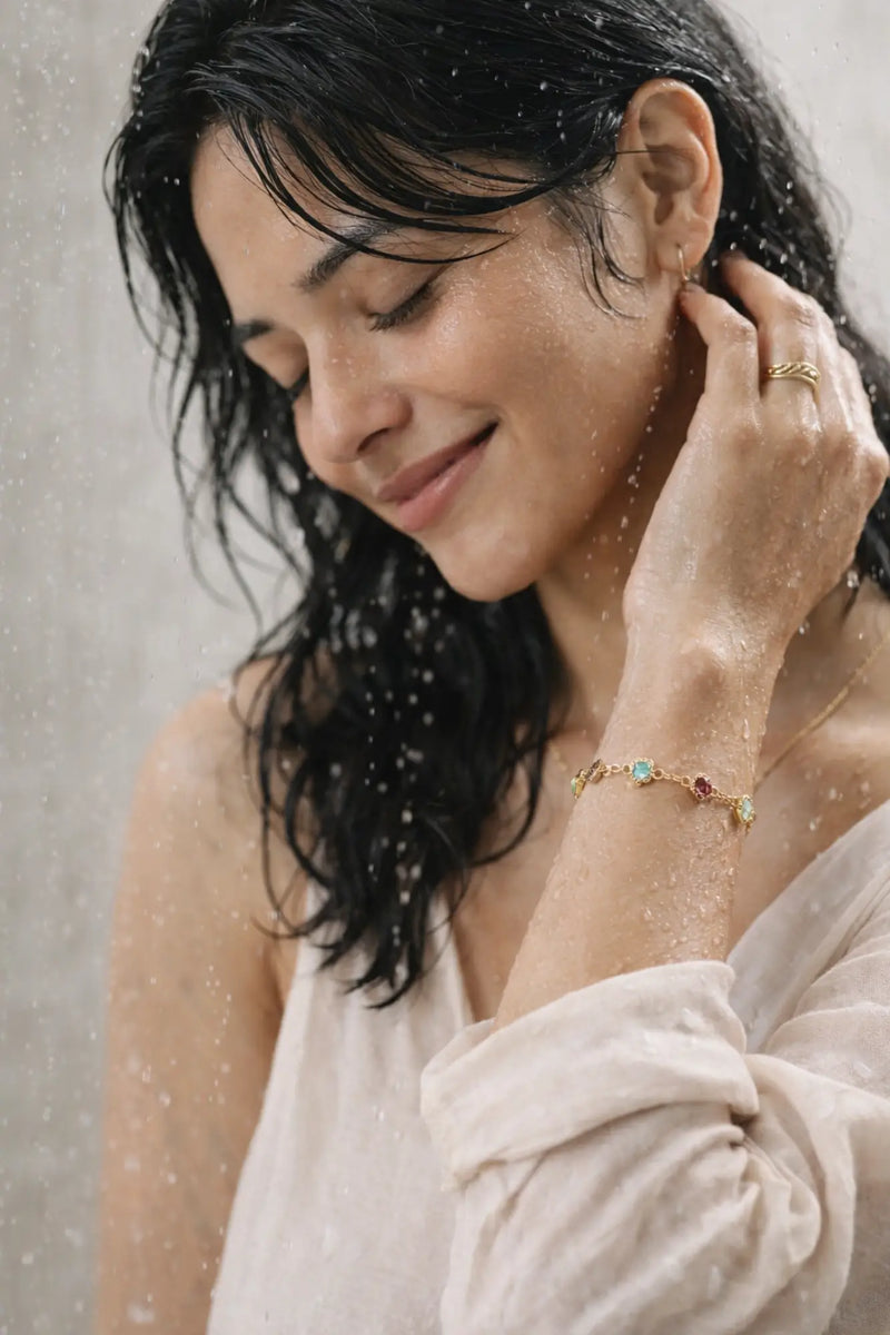 Rain, pool, sweat — your jewellery won't flinch.