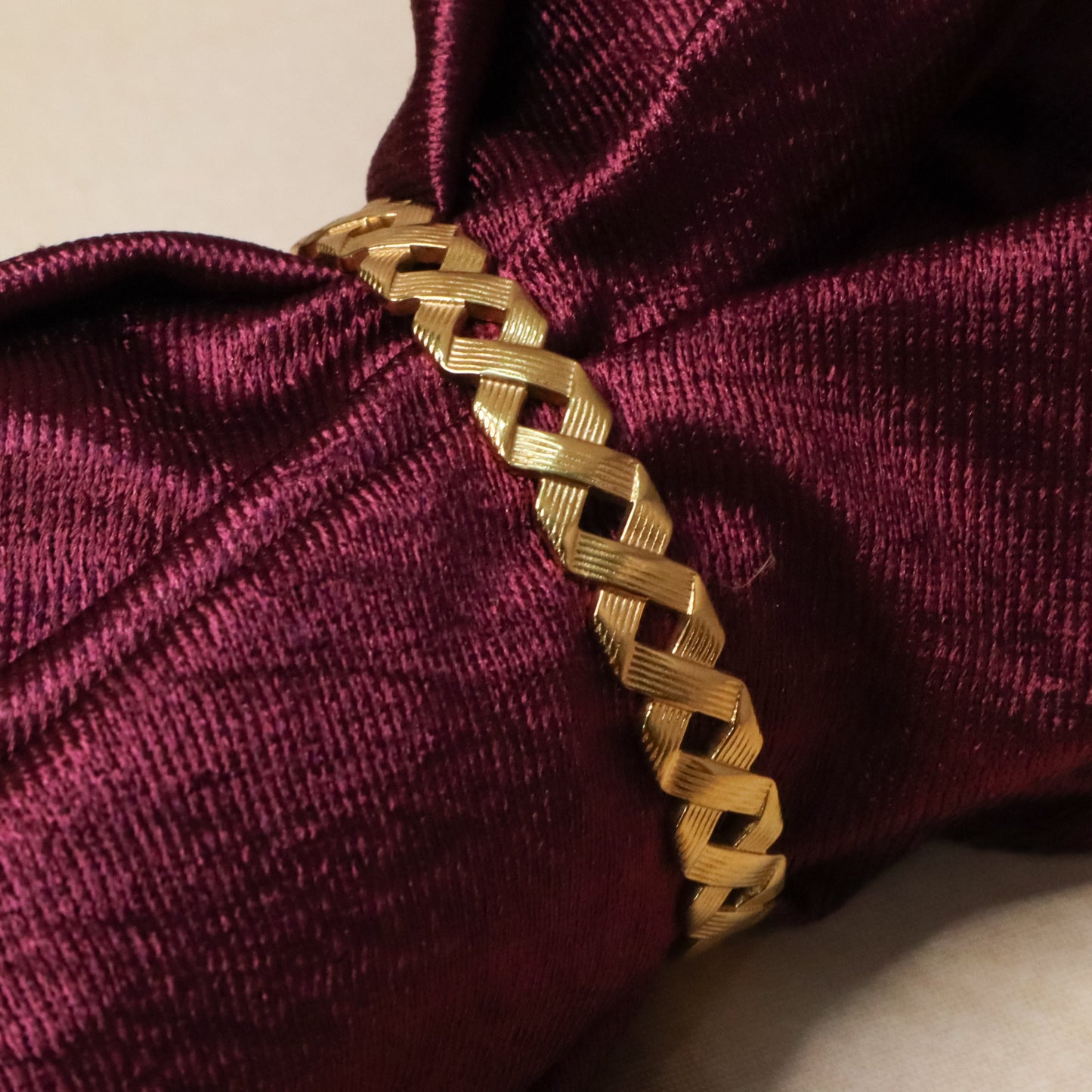 Zig Zag Gleam Bracelet