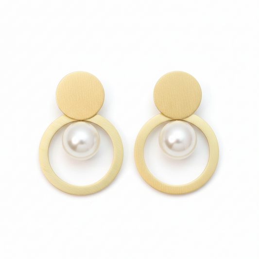 Dreamline Pearl Earrings
