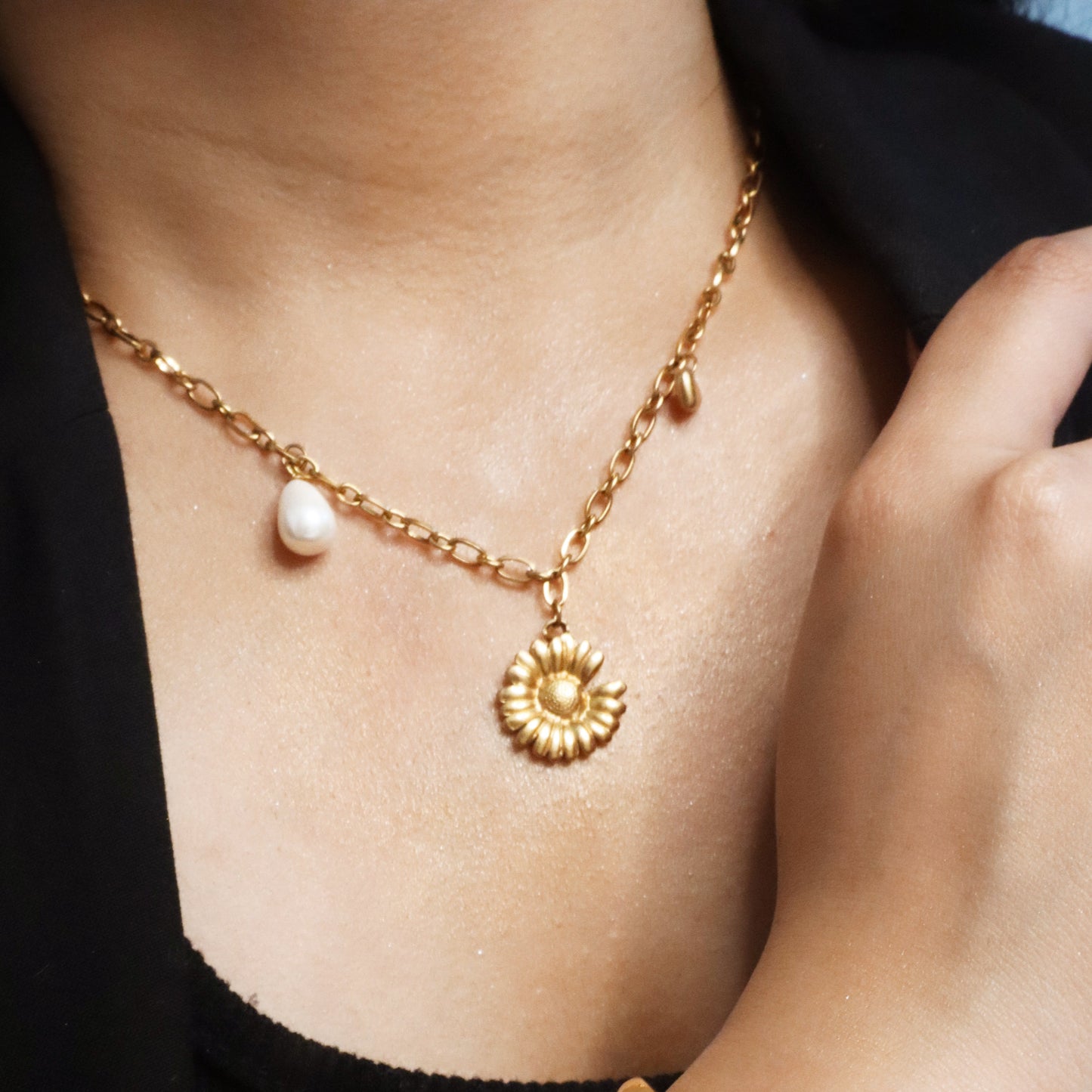 Blooming Sunflower Luxe Necklace