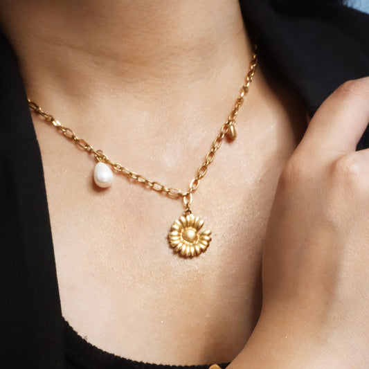 Blooming Sunflower Luxe Necklace
