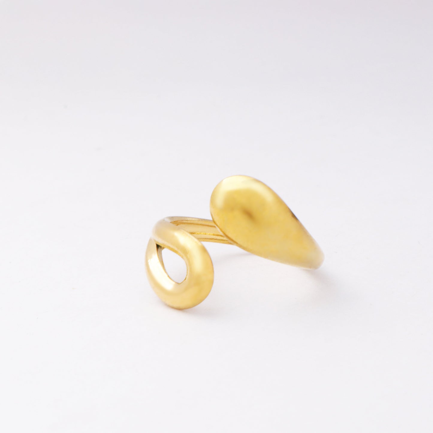 The Essential Stacking Curvy Ring