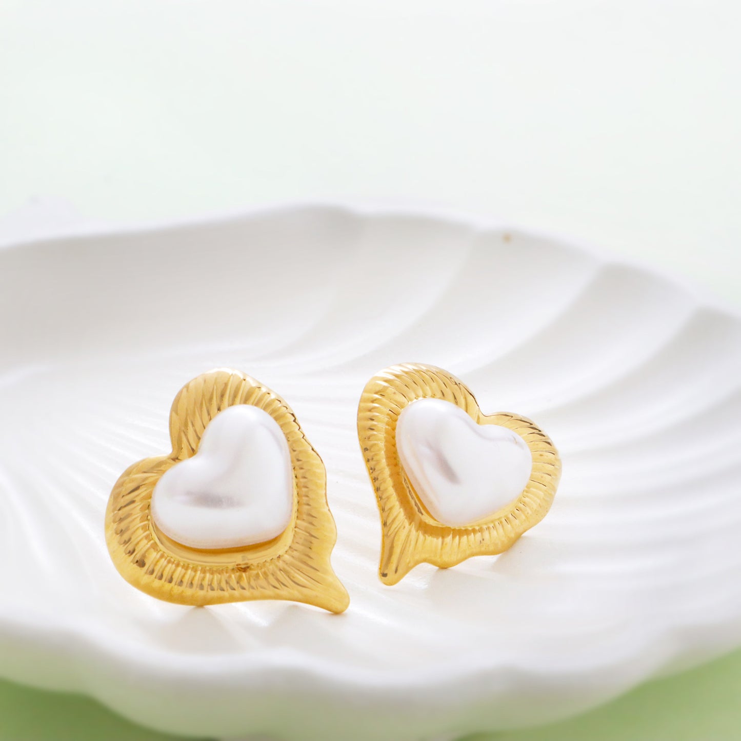 Melted Heart Pearl Stud Earrings