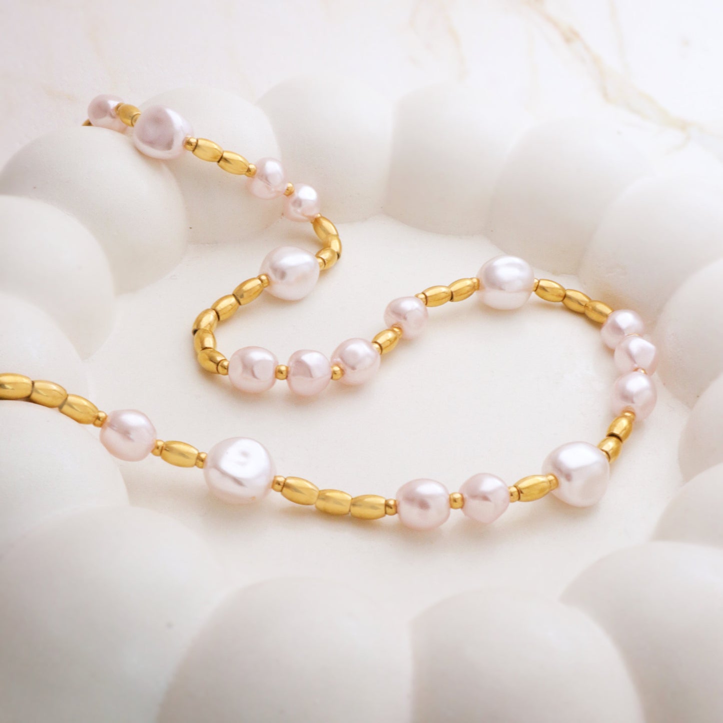 Modern Pearl Garland Necklace