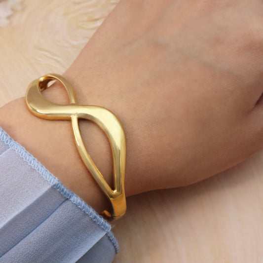 Forever Flow Bracelet