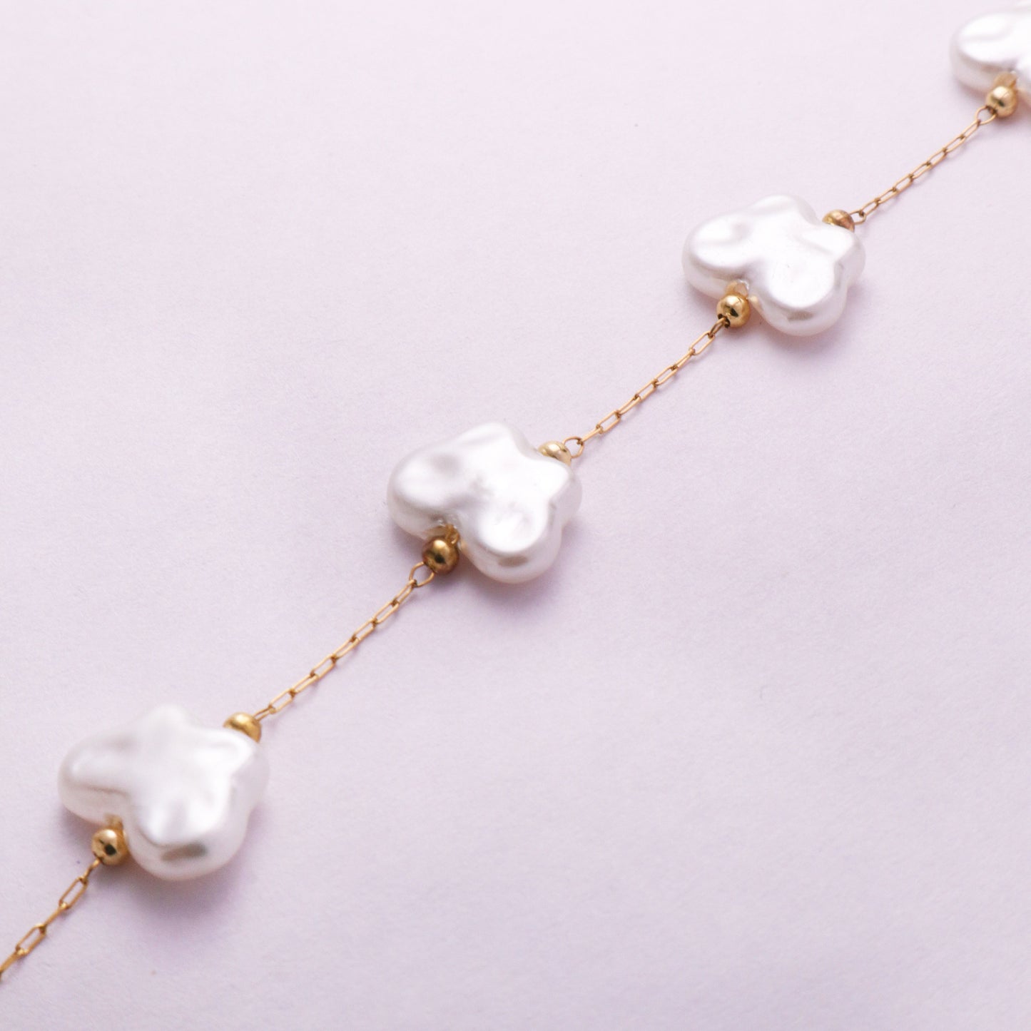 Mother of Pearl Flutter Bracelet Chain