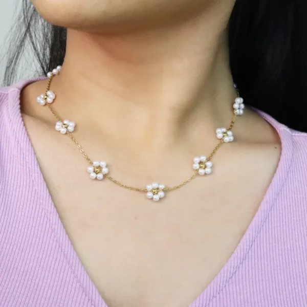 White Floral Necklace