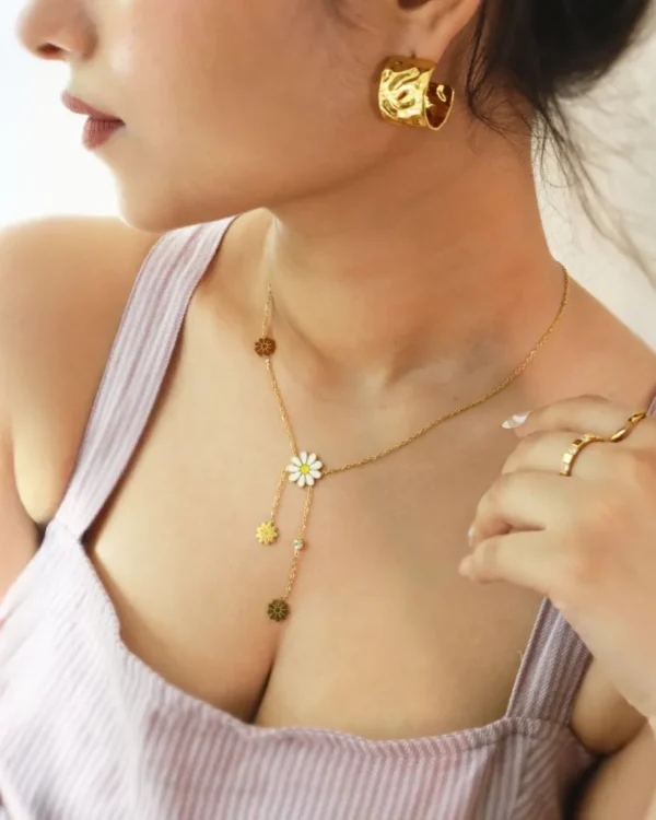 Sunflower Daisy Necklace